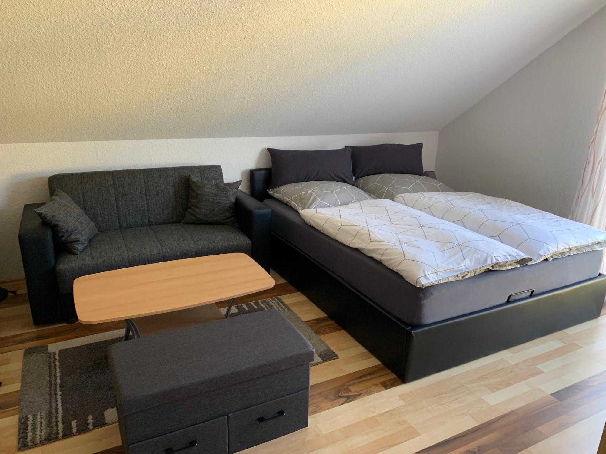 Ferienwohnung Holder Dettingen an der Erms Екстер'єр фото